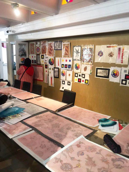 برگزاری ژوژمان ترم اول گروه فرش دستباف در بنیاد فرهنگی هنری فرش رسام عرب زاده