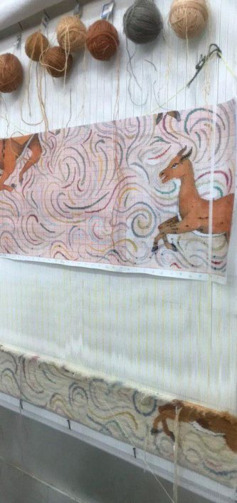 بازبافی فرش های موره فرش رسام عربزاده توسط شاگردان آموزشگاه رسام عربزاده